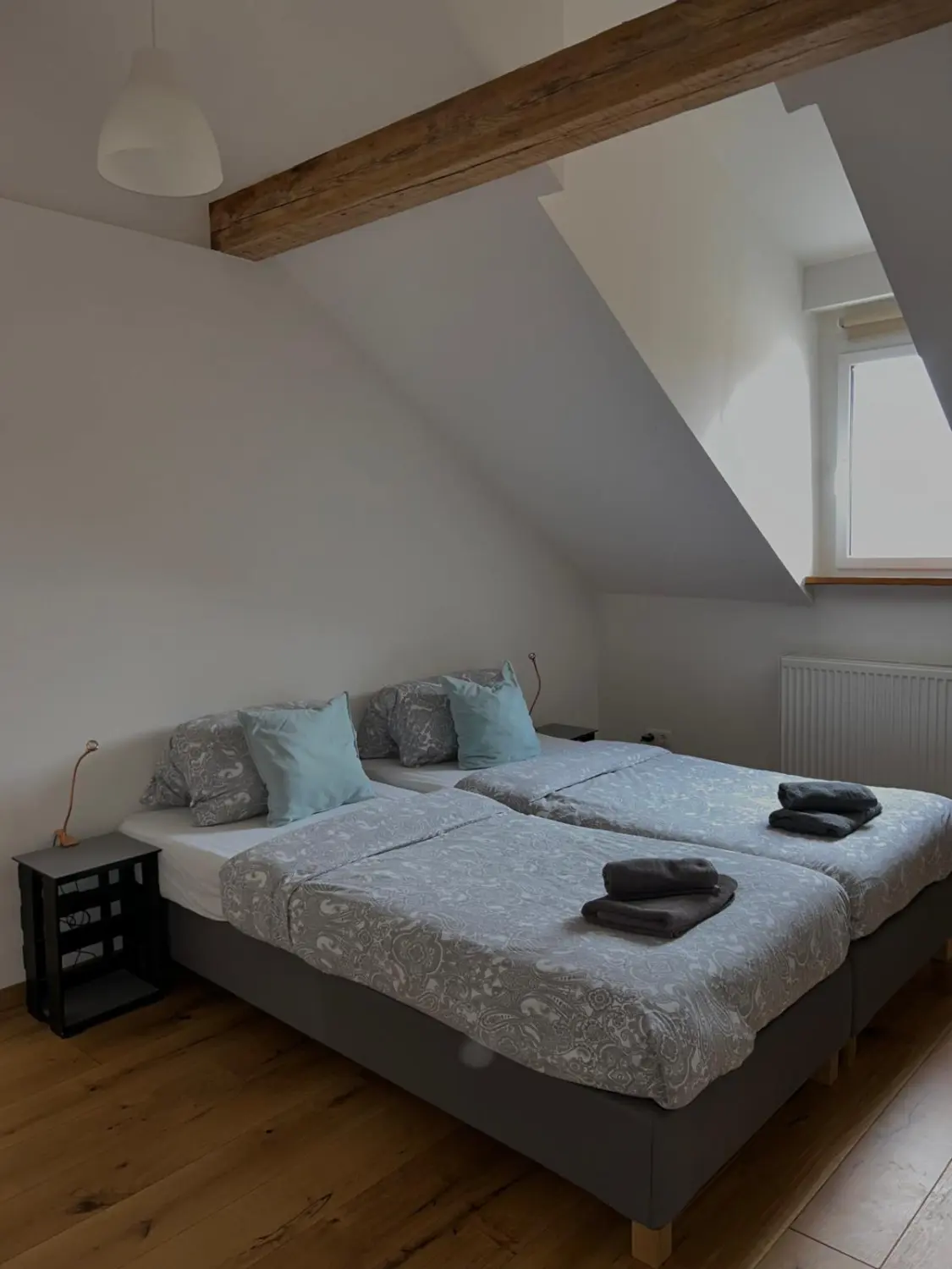 Ferienwohnung Schütz - Schlafzimmer mit zwei Einzelbetten / Bedroom with two single beds